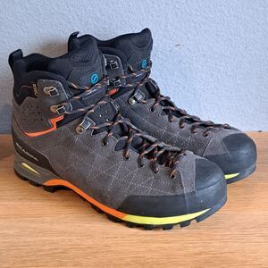 Scarpa Zodiac Plus GTX Hiking Boots Gray Women’s 9.5 Men’s 8.5 Waterproof 41.5